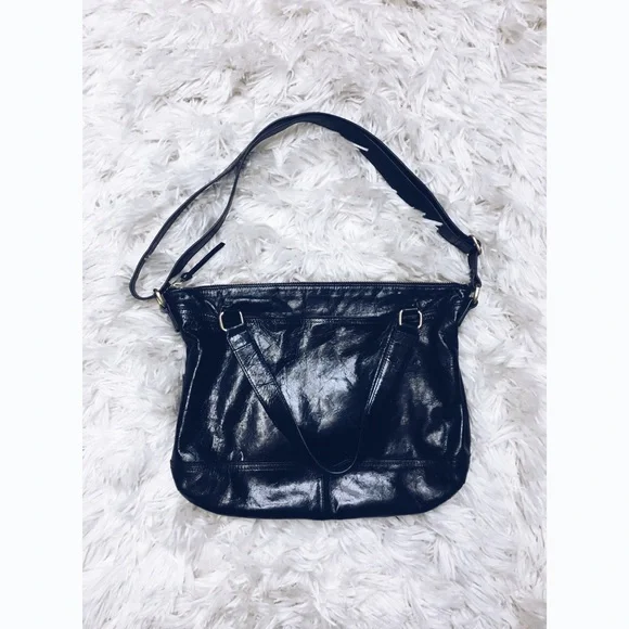 HOBO Black Leather Purse handbag shoulder strap zip top - Picture 2 of 9